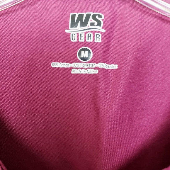 White Swan Gear Notched Neckline Curved Pocket Berry Scrub Top - Women's Medium - Picture 6 of 8